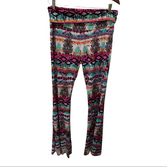 LUCY LOVE ROLL DOWN SUPER FLARE SOFT STRETCHY COLORFUL PAISLEY PANTS SIZE LARGE - Picture 7 of 15